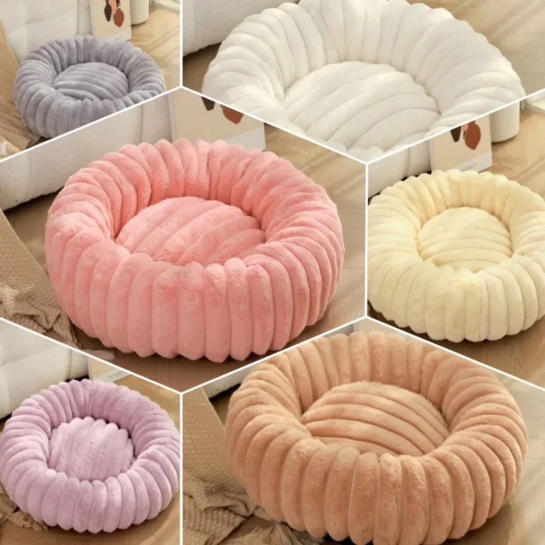 Ultra-Soft Donut Dog Bed and Cat Bed - Image 4