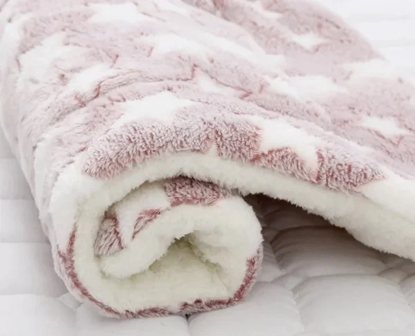 Non-slip Multi-purpose Fluffy Dog Blanket and Cat Mat - Image 8