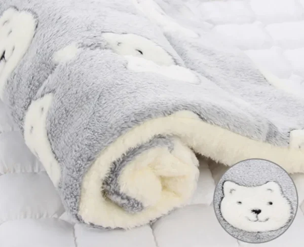 Non-slip Multi-purpose Fluffy Dog Blanket and Cat Mat - Image 9