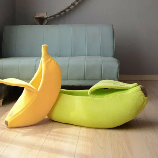 Ultra-Soft and Warm Enclosed Adorable Banana Cat Bed