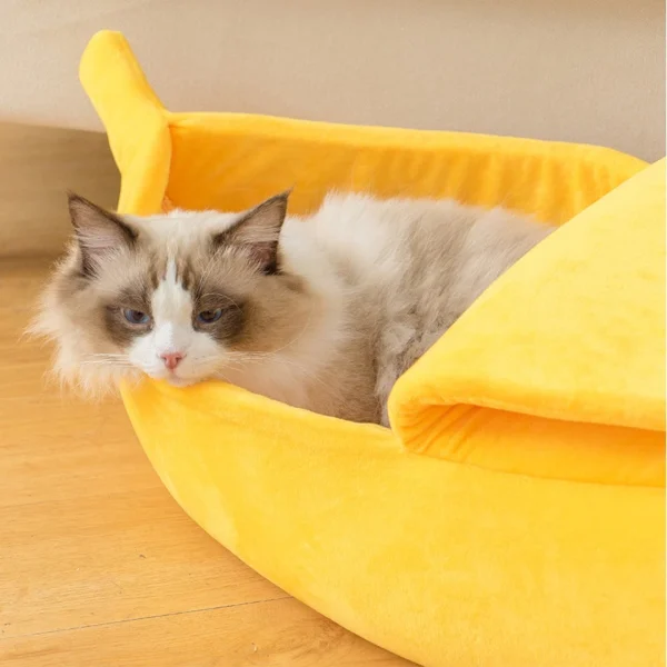 Ultra-Soft and Warm Enclosed Adorable Banana Cat Bed - Image 2
