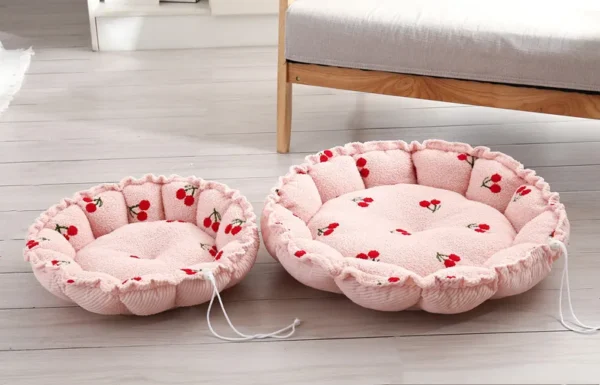 Adjustable Dog Bed with Drawstring Nest Design - Image 10