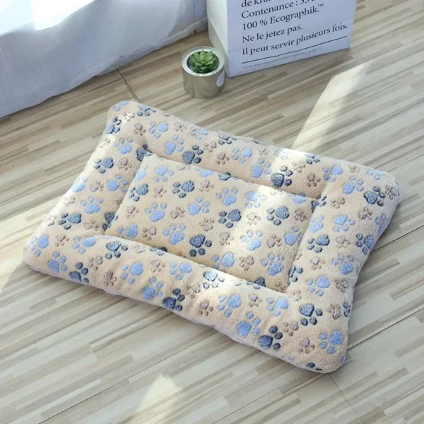 Cat Bed – Soft Plush Sleeping Pad - Image 9