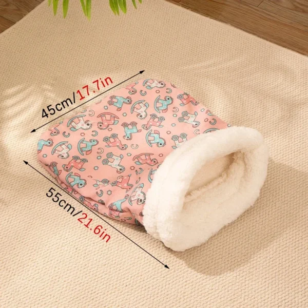 Cat Sleeping Bag – Plush Winter Hideaway with Lamb Wool Lining - Image 2