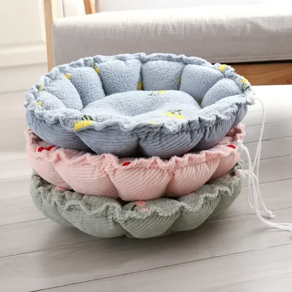 Adjustable Dog Bed with Drawstring Nest Design - Image 3