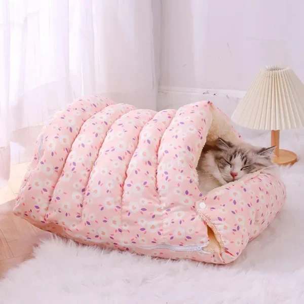 Warm Cat Bed with Removable Mat