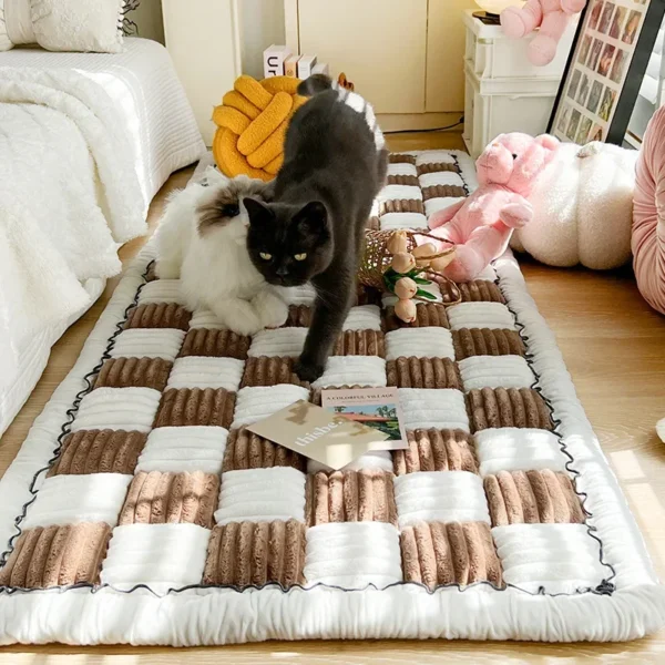 Pet Couch Cover Mat with Anti-Slip Base - Image 2