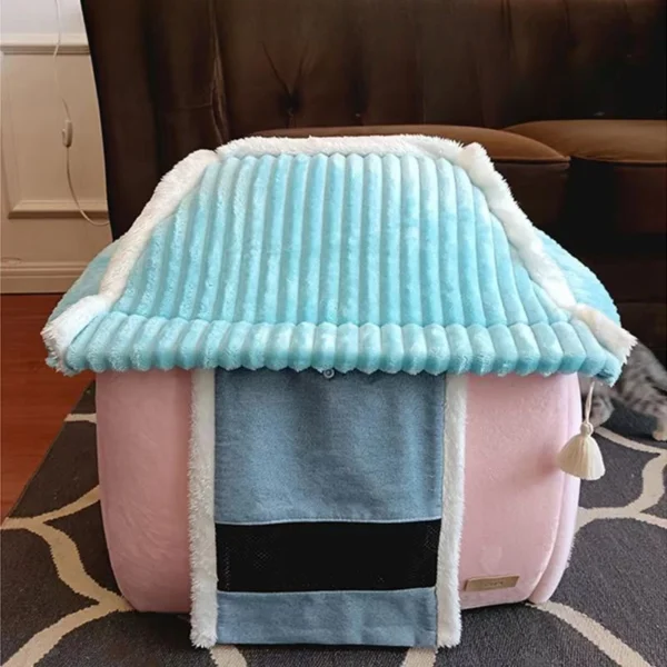 Winter Pet House with Detachable Roof - Image 6