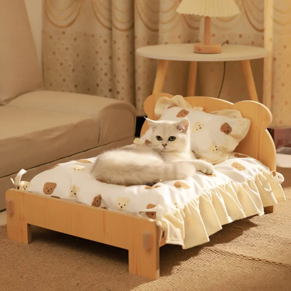 Wooden Cat Bed with Teddy Print Bedding