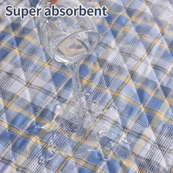 Washable Dog Pee Pad with Plaid Style - Image 3